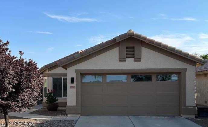 A new garage door installed by Discount Door Service at a Tucson residence
